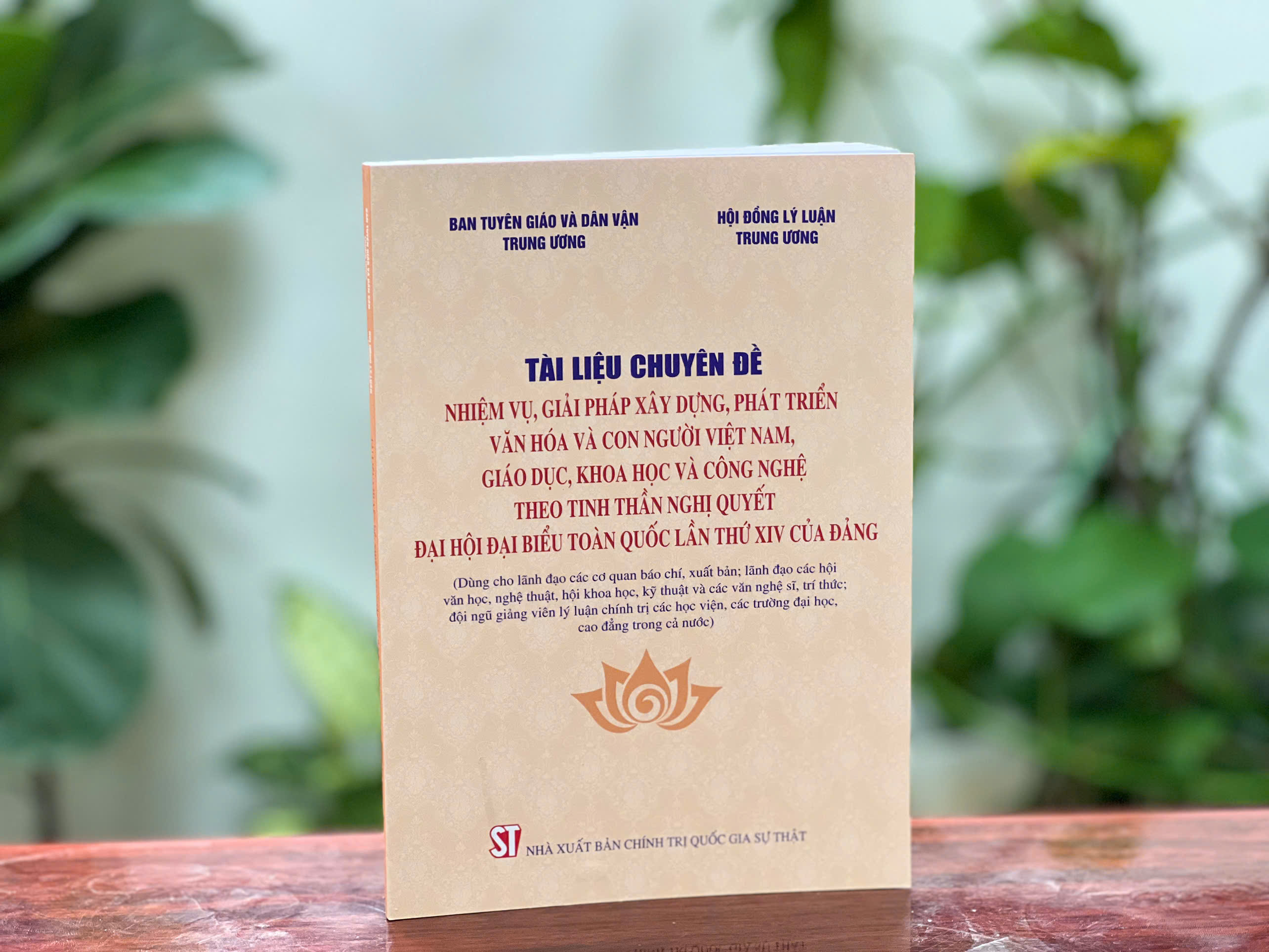 Bộ Tài liệu nghiên cứu, học tập đưa Nghị quyết Đại hội XIV của Đảng vào cuộc sống
