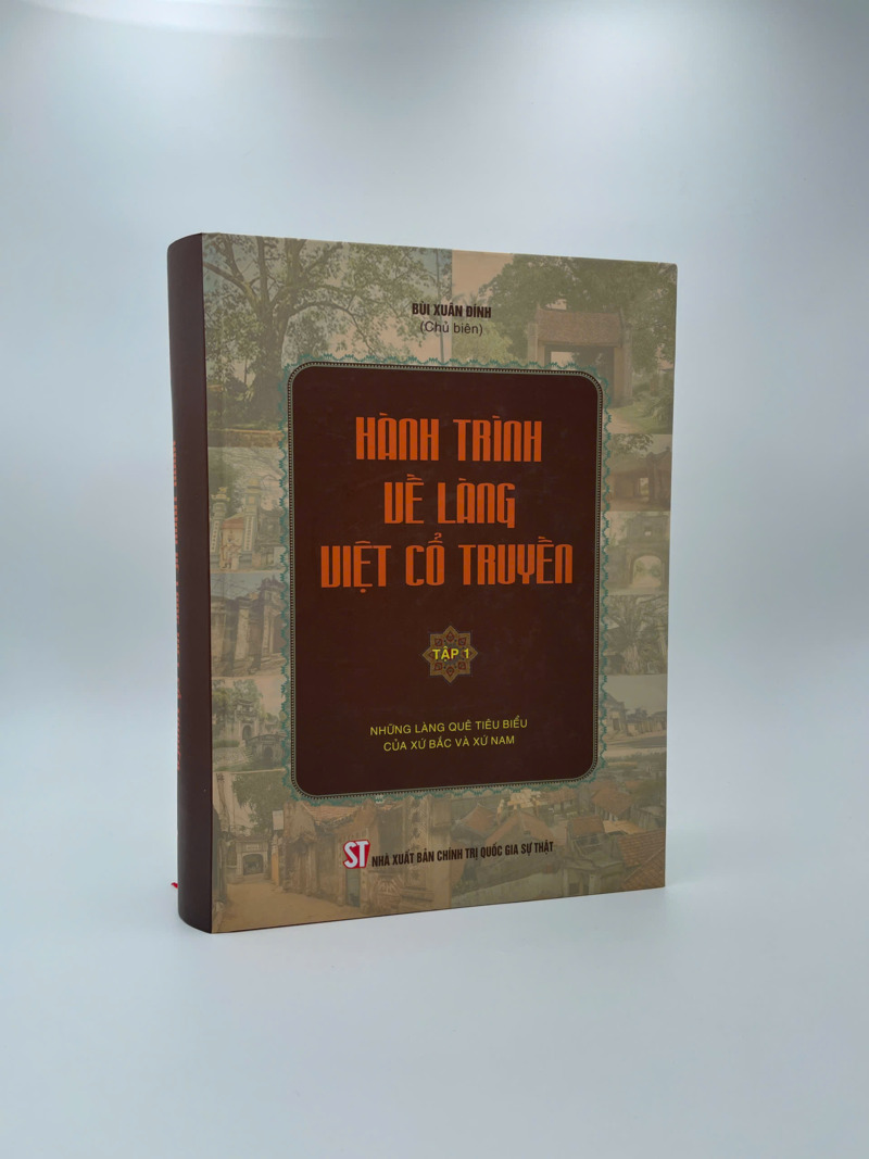 Bộ sách Hành trình về làng Việt cổ truyền (2 tập)