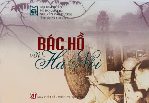 Bác Hồ với thủ đô Hà Nội (bìa mềm)
