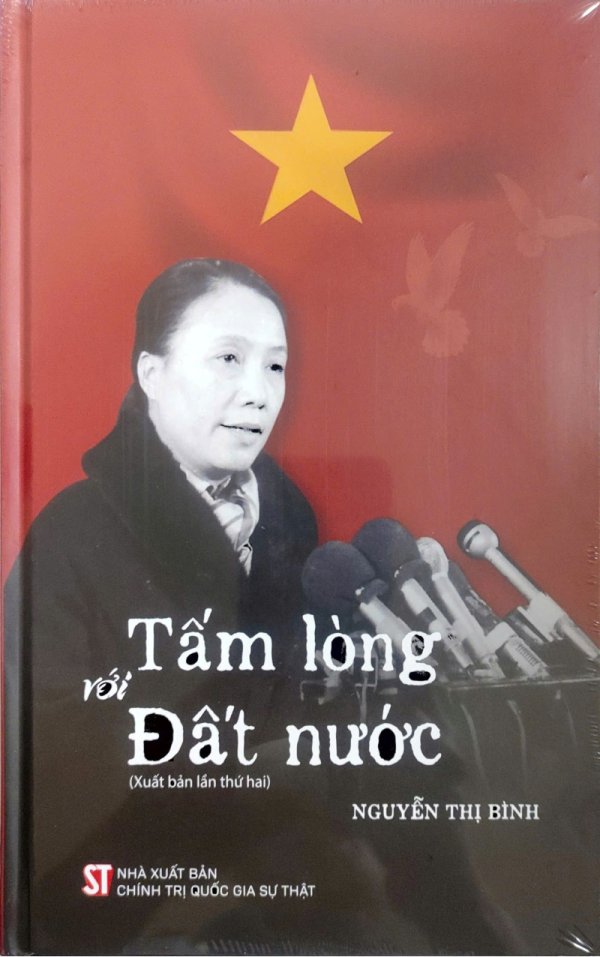 Tấm lòng với đất nước (Xuất bản lần thứ hai) - Bìa cứng