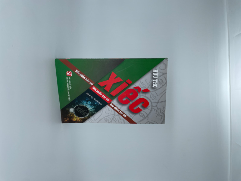 Xiếc - Tiểu phẩm báo chí
