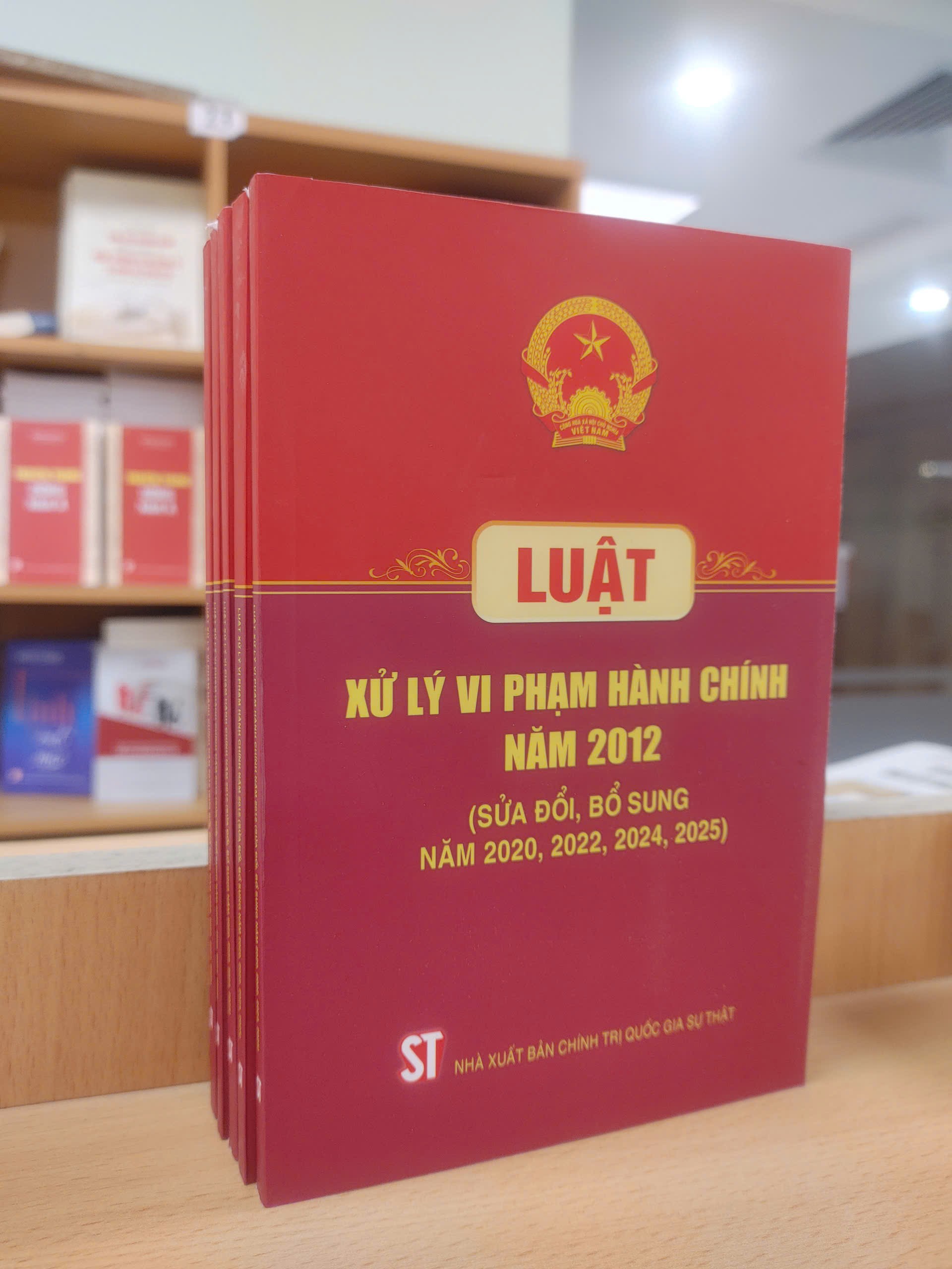 Luật xử lý vi phạm hành chính năm 2012 (sửa đổi bổ sung năm 2025)